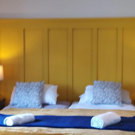 Westhouse Cafe N39 E0A6 Bed & Breakfast Longford Exterior foto